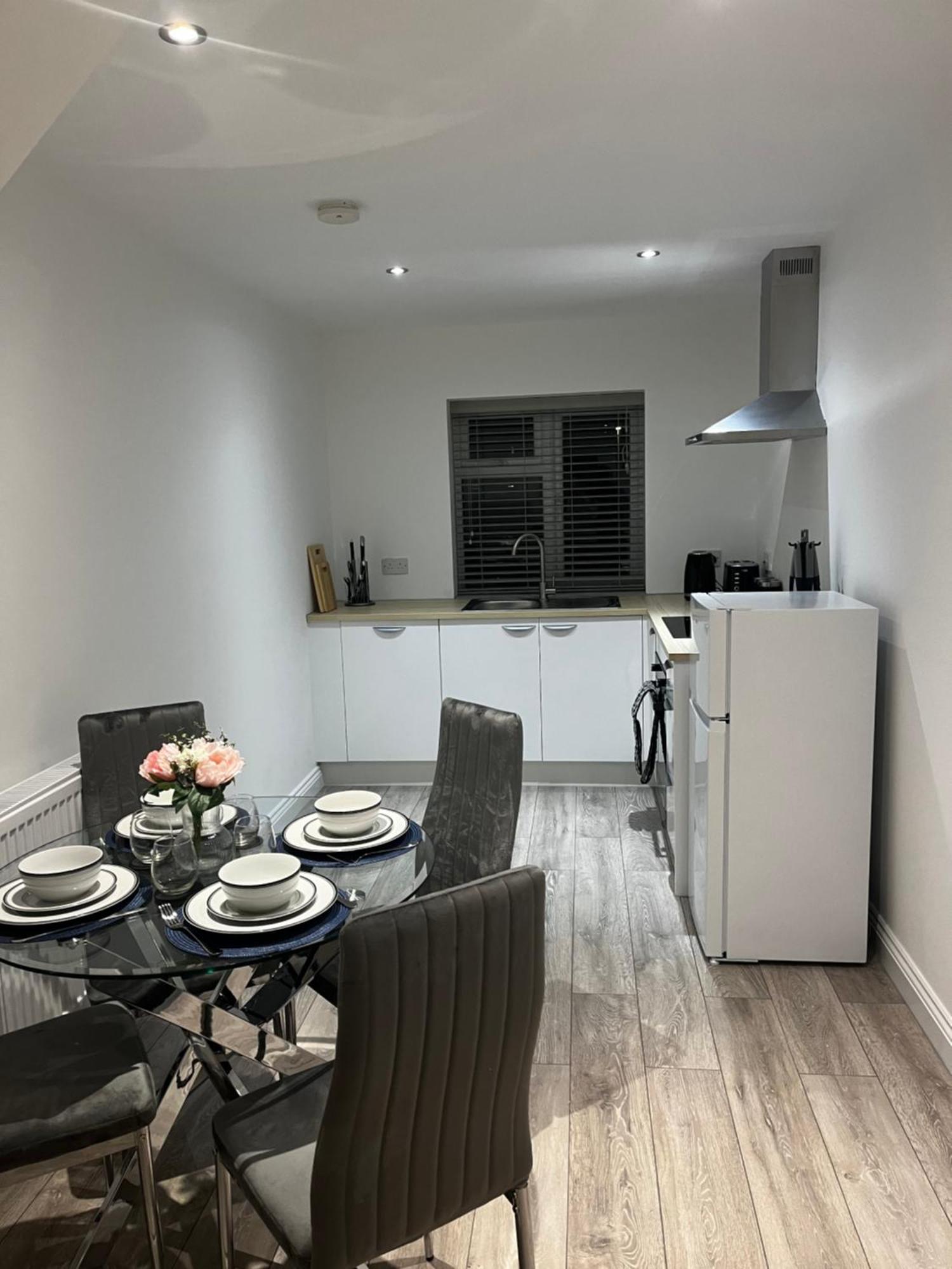 Newly Built One Bedroom Flat In Kidlington, Oxfordshire Eksteriør bilde